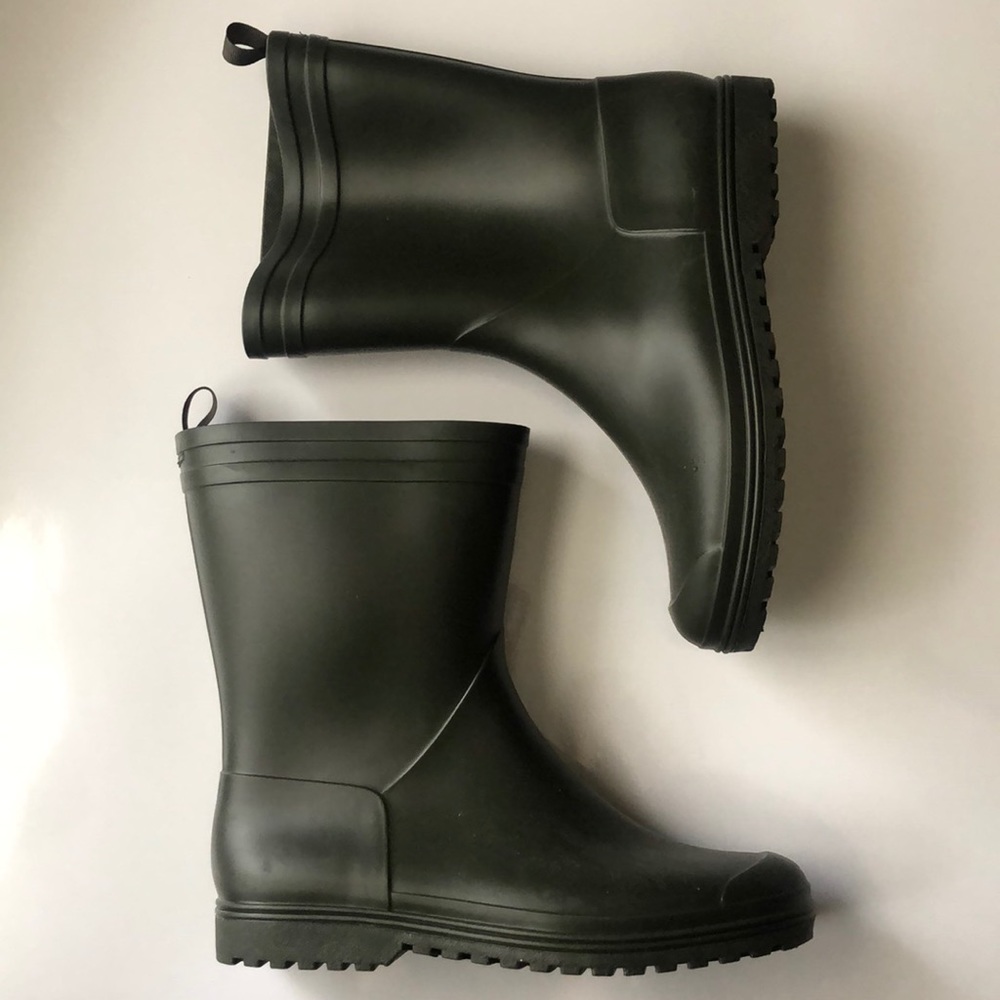 Forest green rain booties